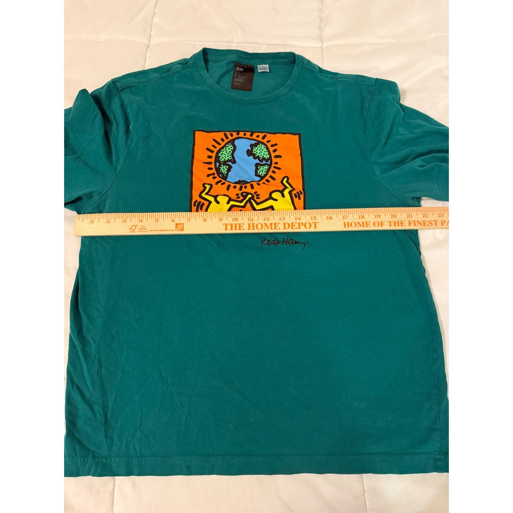 HM Keith Haring Graphic T-Shirt Mens Large Teal Green Pop Art Globe Earth Tee - Picture 3 of 5